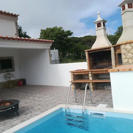 Holiday home Montejunto Villas-casa Do Esquilo