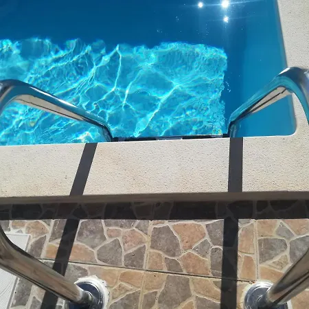Holiday home Montejunto Villas-casa Do Esquilo